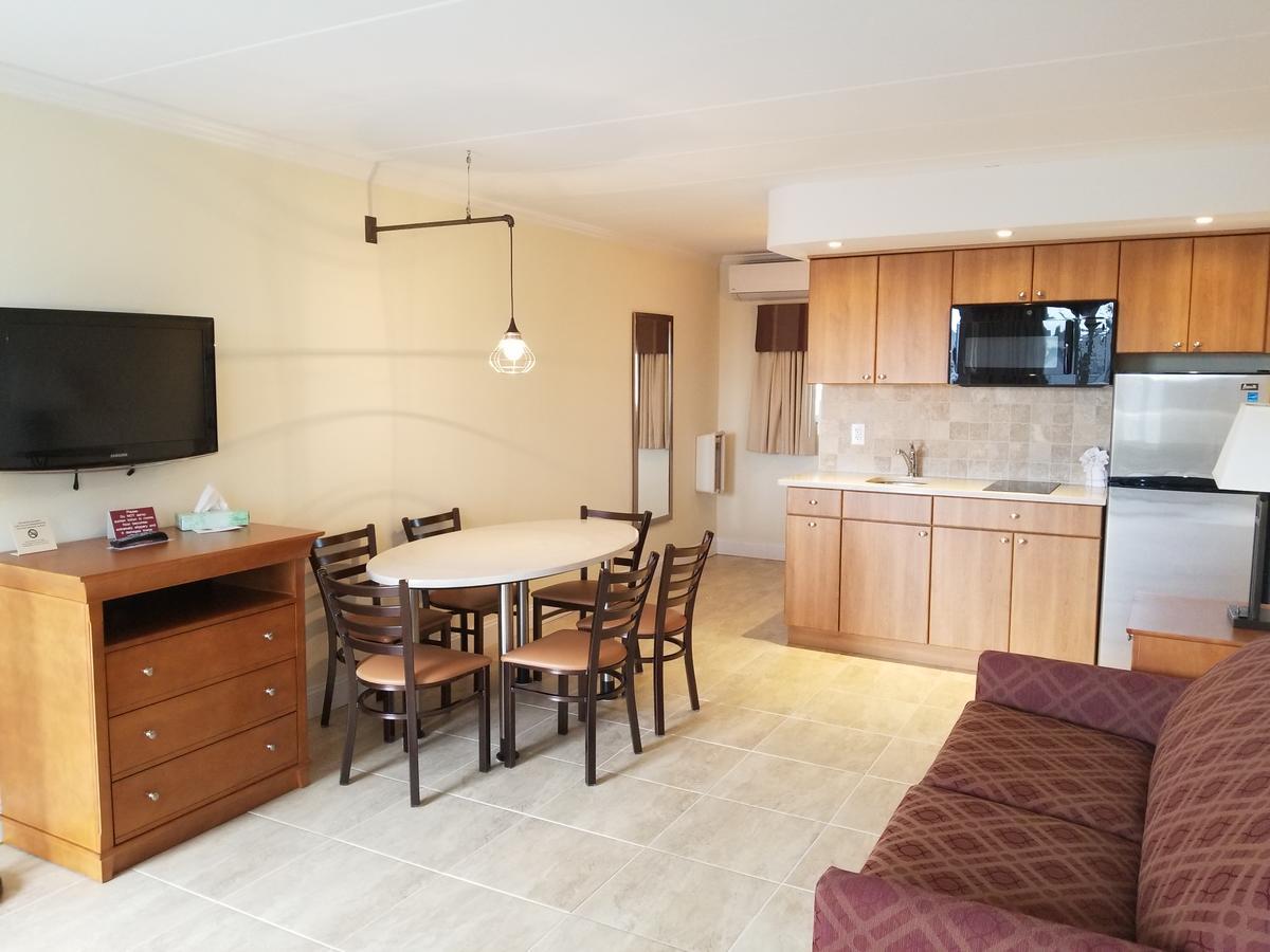 Desert Sand Resort Avalon Luaran gambar